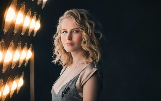 Blog post professional light setups for beauty photo shoots